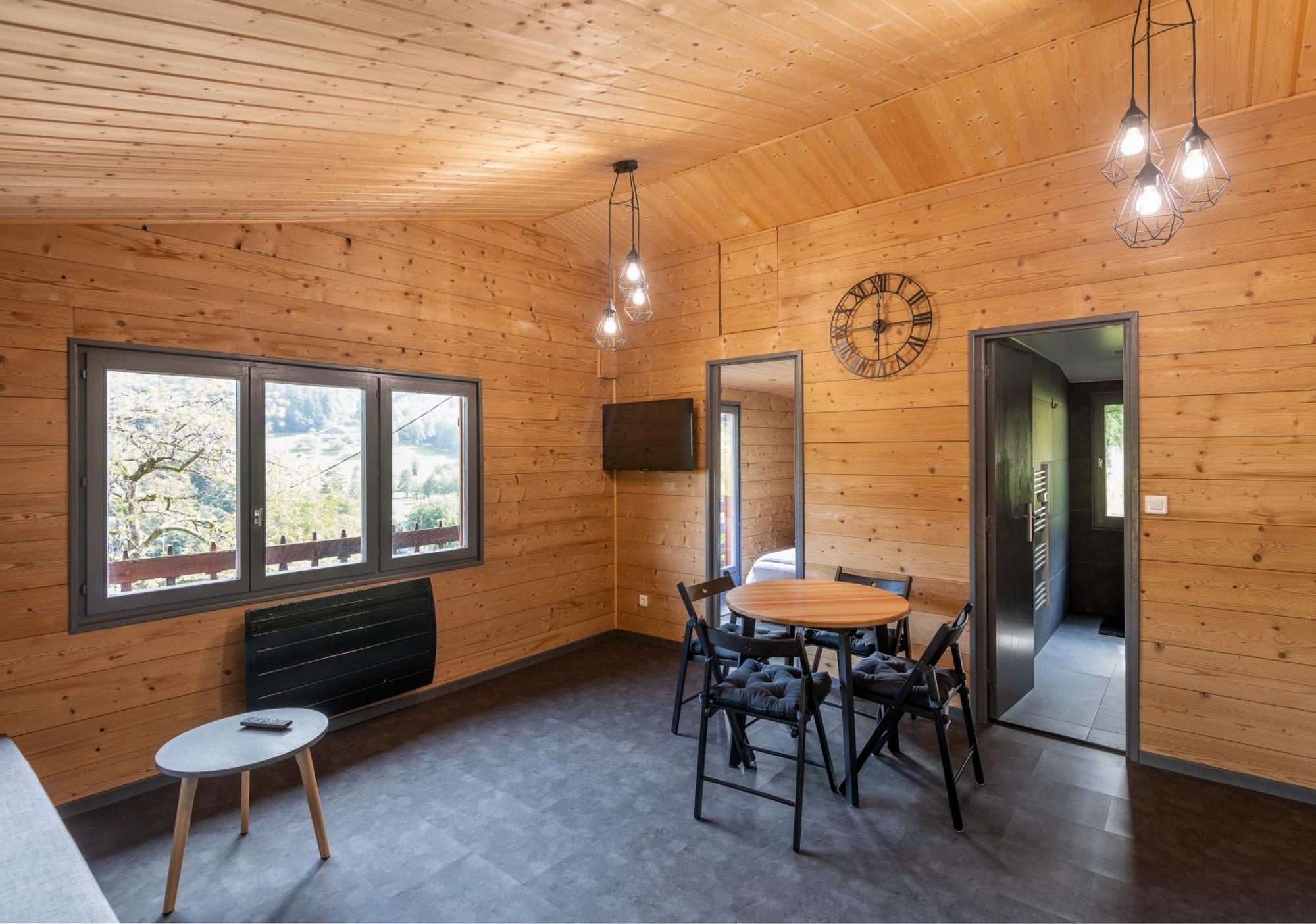 Chalet Du Faubourg & Jacuzzi, Proximite Gerardmer & La Bresse Rochesson Exterior foto